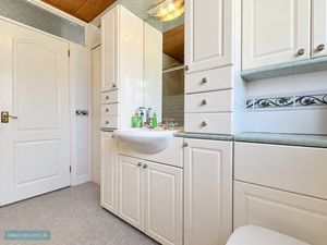 Bathroom- click for photo gallery